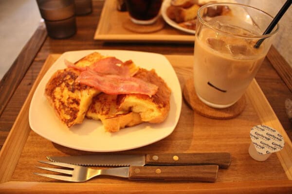 宝塚の人気モーニング・朝食13選!おしゃれカフェや駅前の早朝営業店も!