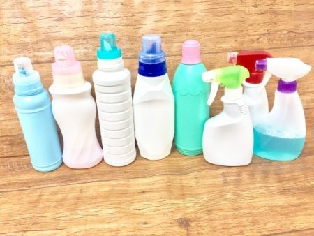 お風呂掃除でアルカリ性の洗剤を使うのはどんなとき?