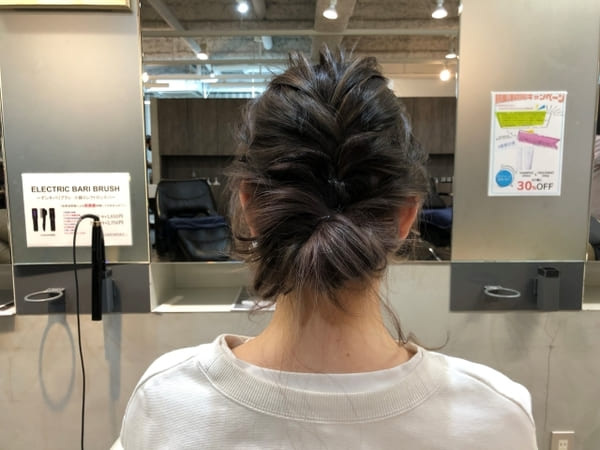伸びかけヘアを可愛く&おしゃれに♡簡単ゆるふわ「お団子ヘアアレンジ」