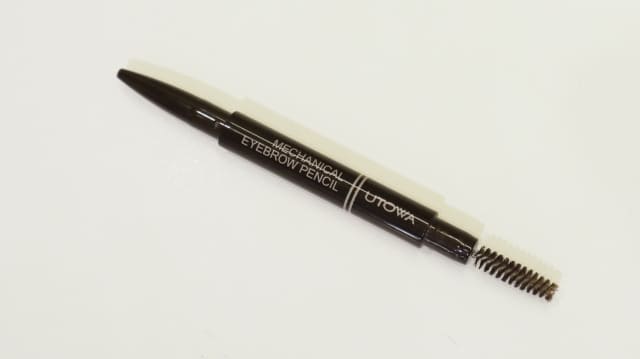 眉メイクがうまくいかなくてお悩みの人必見!プロが実践する眉をキレイに描く裏ワザ大公開♡