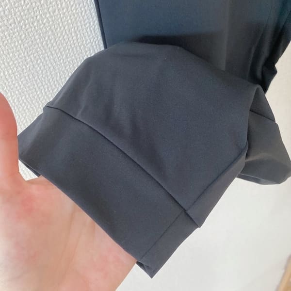 楽ちんでも部屋着見えは絶対ダメ!ユニクロ「新作パンツ」の手抜きNG&きれいめOKコーデ術