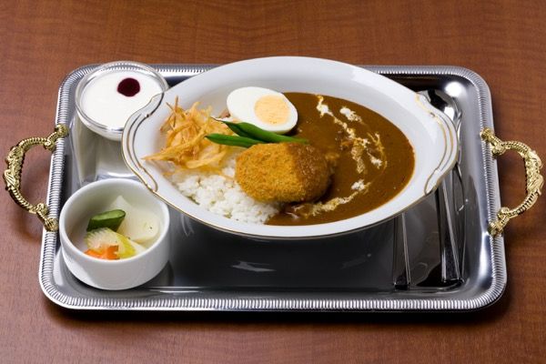 江戸東京たてもの園でレトロ体験。ジブリ映画のモデルになった建物も!