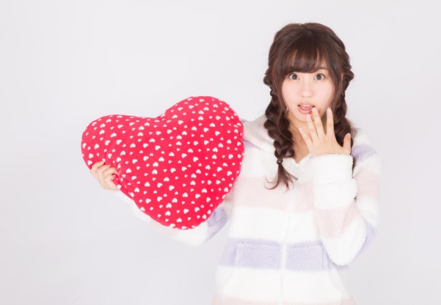 毎日LINEが続く相手を好きになるのは自然?心奪われてしまう理由や依存しないために注意すること