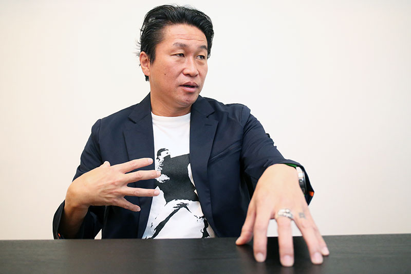野人 岡野雅行がガイナーレ鳥取で学んだ「営業の極意」