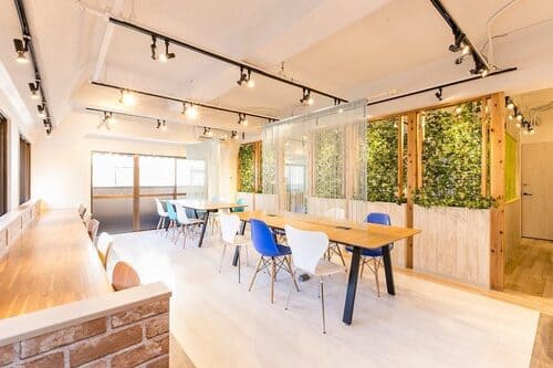 田町・三田のコワーキングスペース13選!駅前の個室付き格安スペースも!