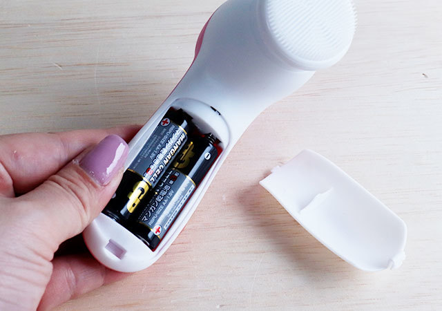 なぜコレがダイソーに…?!300円って安すぎでしょ!売り切れる予感しかない家電が爆誕!