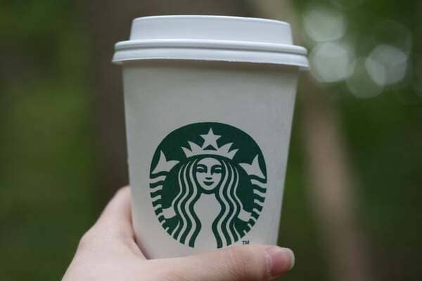 スタバの裏メニュー一覧|おすすめのカスタマイズとオーダーの方法まとめ