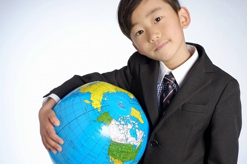 国際な名前って? かっこいい、かわいい男の子と女の子の名前50選! 海外でも通じるおすすめの名前一覧