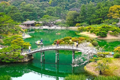 日本三名園【偕楽園・兼六園・後楽園】&三大庭園に負けないおすすめ庭園3選!1.jpg