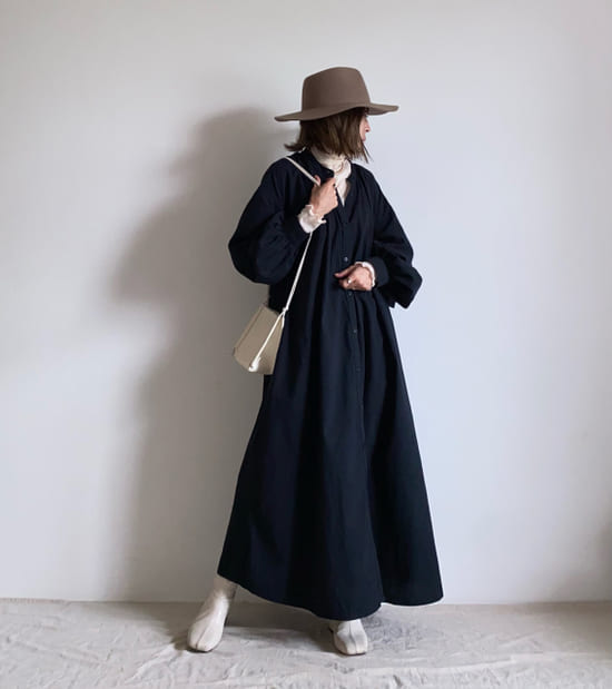 これ買って大正解!大人可愛い♡GU「黒ワンピース」でシーン別モノトーンコーデ1.jpg