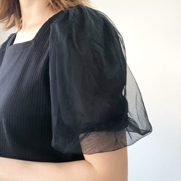 クローゼットに同じような服ばっかり…を卒業できた!マンネリ打破に使えるGU神トップス発見♡