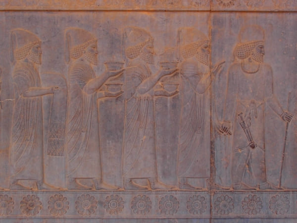 【イラン】古代オリエント人のレリーフは必見!ペルシア帝国時代の遺跡「ペルセポリス」
