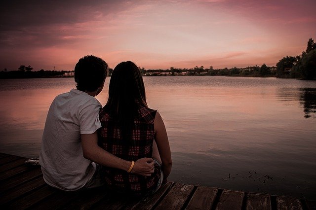 独占欲が強い男性の心理と見分け方を紹介!上手な向き合い方を身に着けよう