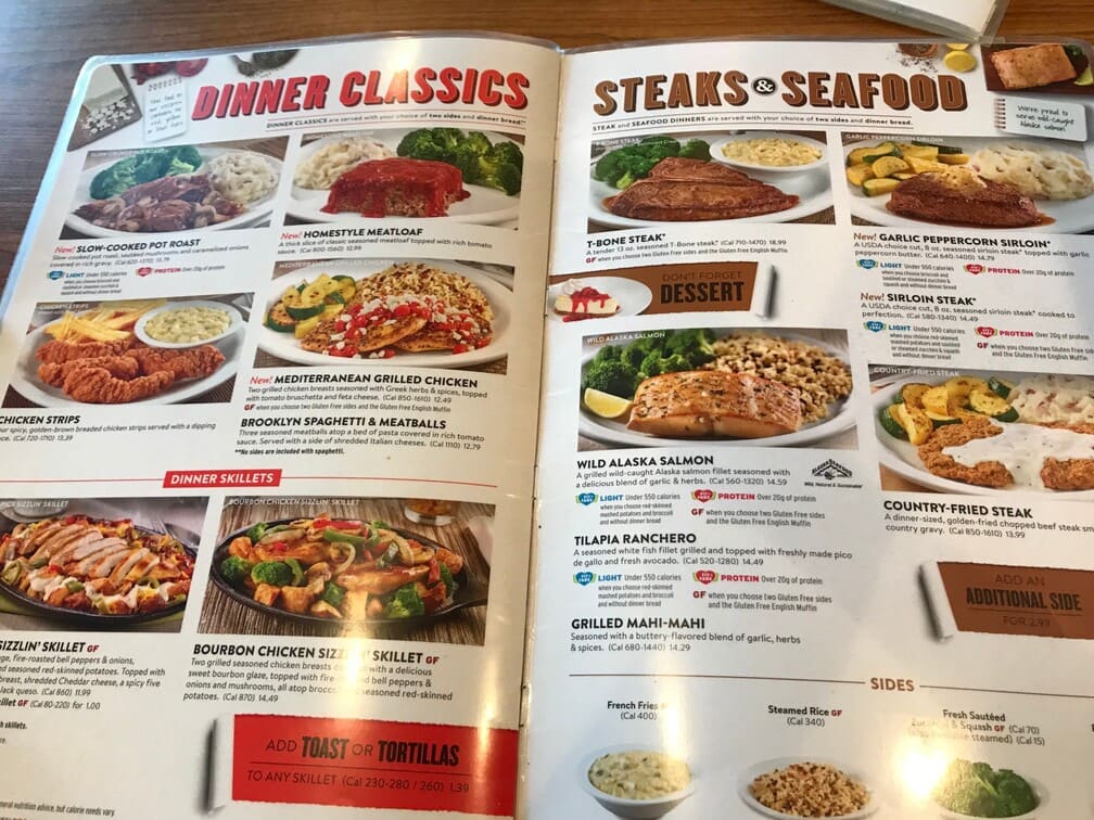 全米で愛され続ける「デニーズ ホノルル/Denny's HONOLULU」がワイキキにオープン!