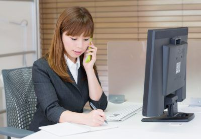 パート面接・応募時の<電話マナー>電話のかけ方・緊張しないためのコツとトーク例をご紹介します