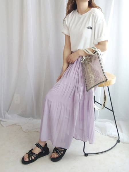 やっぱりノースフェイスが可愛いっ!この秋マネしたい♡おしゃれさんのお手本コーデ7Style1.jpg