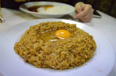 ハイシライスも旨い!大阪の名物カレー【自由軒・難波本店】1.jpg