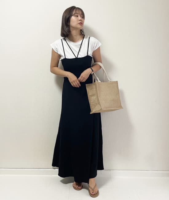 ZARAで見つけたらラッキー!秋もガンガン使える優秀「黒ワンピース」でNG・OKコーデ術