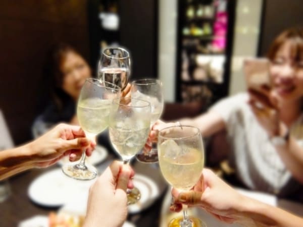 女子のお泊まり会を楽しみつくす方法13選!遊びのおすすめは?