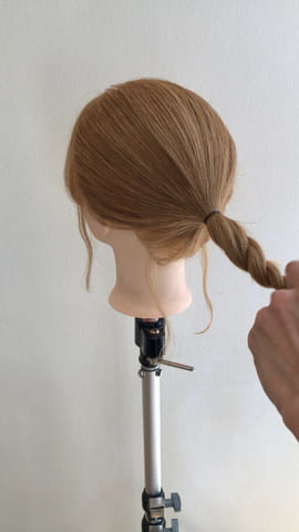 ゴムとクリップだけで崩れない♡不器用さんでもできる!垢抜けお団子ヘアアレンジ