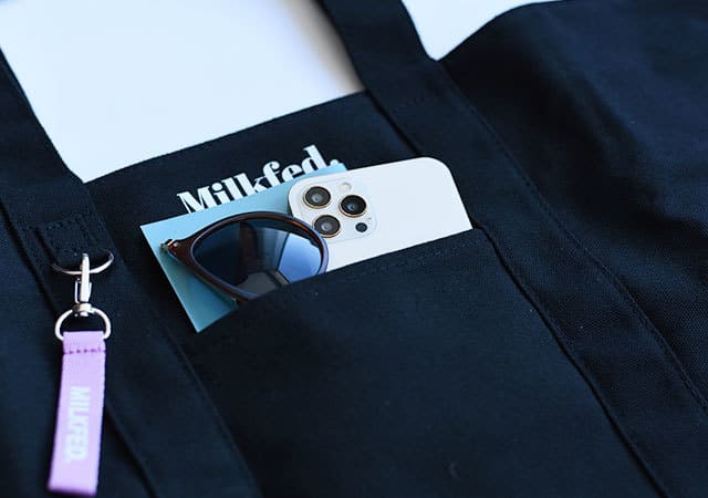 付録なのにめっちゃ入る!本屋で買えるレベルじゃないって!毎日使えるシンプル黒バッグ