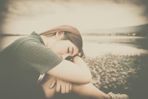 内向的な人の性格の特徴11選!外向的な人との行動の違いは?