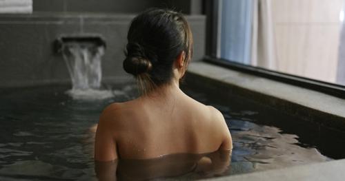 肩幅の平均は何センチ?男女別&身長別に肩幅の平均サイズをご紹介
