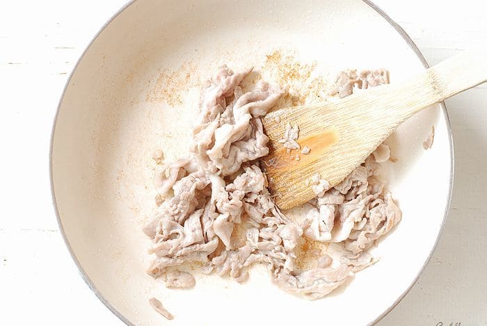 煮ても焼いても美味しい!栄養満点の春キャベツを大量消費!簡単レシピ2選