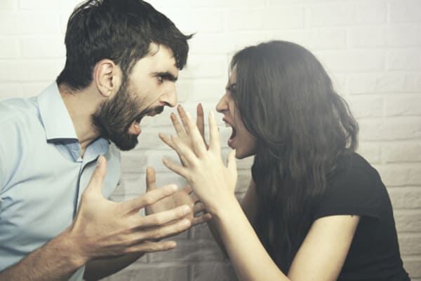 金銭感覚がおかしい人5選!金銭感覚を身につける方法は?
