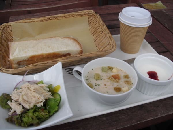 宝塚の人気モーニング・朝食13選!おしゃれカフェや駅前の早朝営業店も!