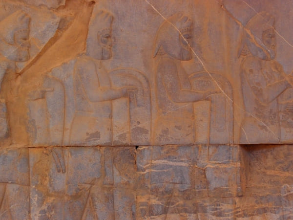 【イラン】古代オリエント人のレリーフは必見!ペルシア帝国時代の遺跡「ペルセポリス」