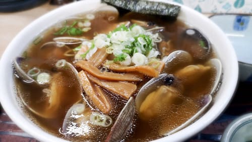 釧路のおすすめ朝食13選!魚市場で人気の海鮮丼や駅前の早朝営業店も!