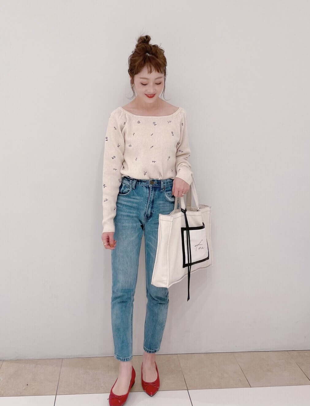 可愛すぎないのがおしゃれ度アップのコツ♡大人女子の「花柄アイテム」NG・OKコーデ術