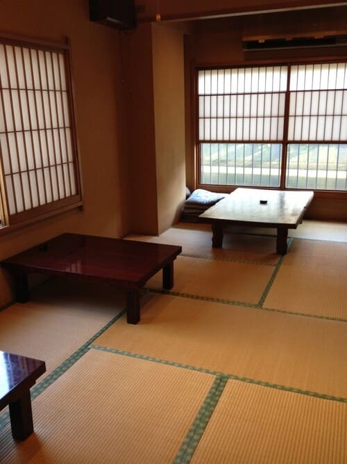 日本橋(東京)お寿司の名店11選!ミシュラン獲得店や高コスパな名店も!