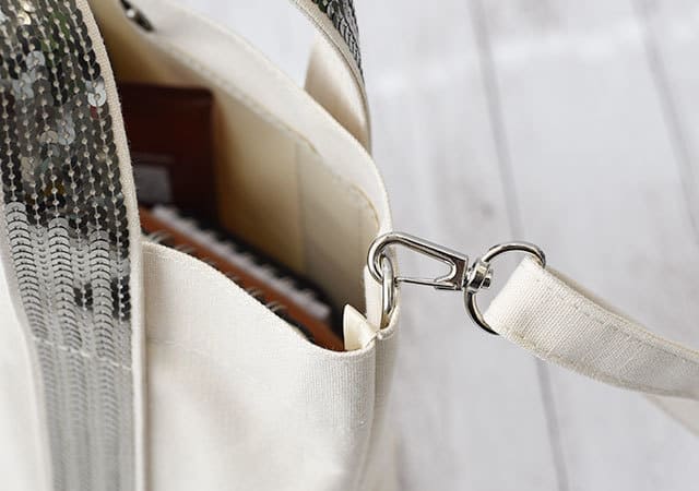 この付録バッグ…値段間違えてない?ショップで買ったらすごく高そう…有名ブランドの初ムック♡