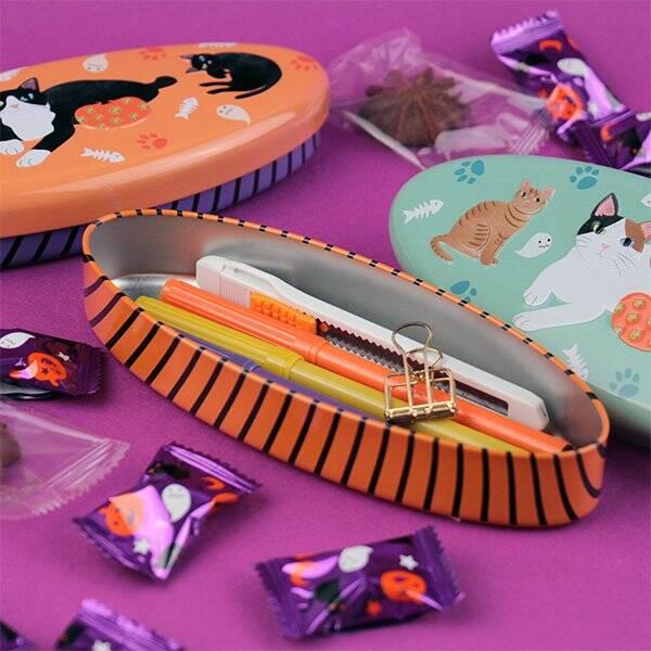 【カルディ】ハロウィン仕様の「ネコ缶」可愛すぎ!小物入れにもぴったりな商品3つ