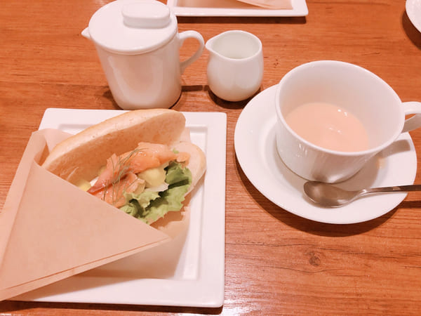 横浜駅エリアのモーニング人気店17選!おしゃれカフェ朝食や早朝営業店も!