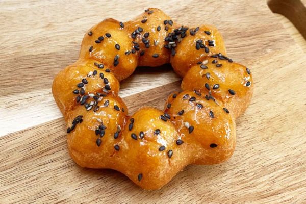 6.今年はじゅわる蜜いも味が仲間入り ミスド『さつまいもド』