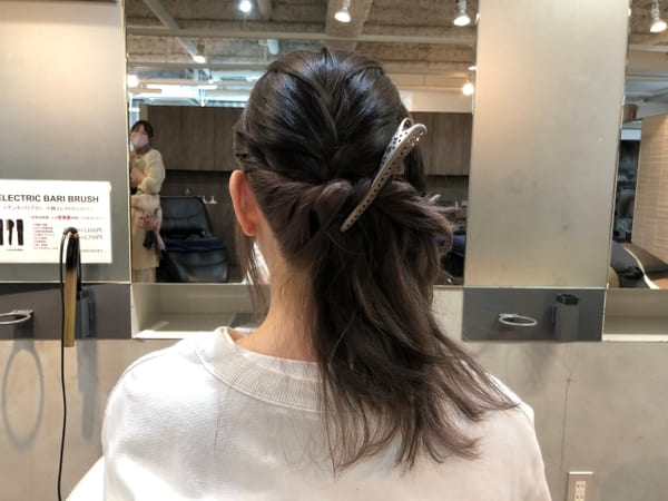 伸びかけヘアを可愛く&おしゃれに♡簡単ゆるふわ「お団子ヘアアレンジ」