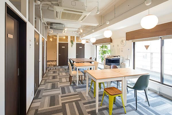 虎ノ門のコワーキング11選!駅前の個室やテレワーク向け格安スペースも!