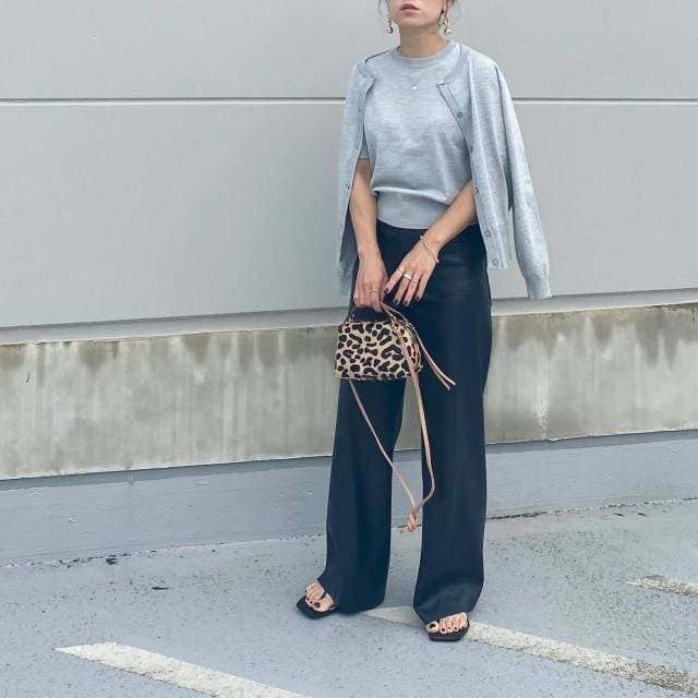 この着方めちゃ可愛い♡マネするだけで即垢抜ける!秋のカーディガンお手本コーデ8Style1.jpg