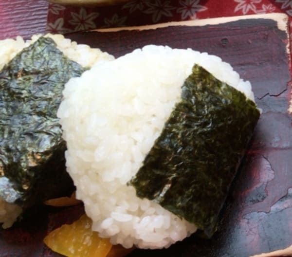 ミニマリストの食事メニューや1日の食費は?【超シンプル】