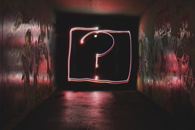 モード系ファッションって?最新コーデやおすすめブランドまで紹介!