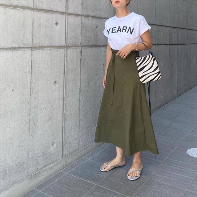 渋めカラーで秋を先取り!マネするだけでこなれて見える♡「Tシャツコーデ」7Style