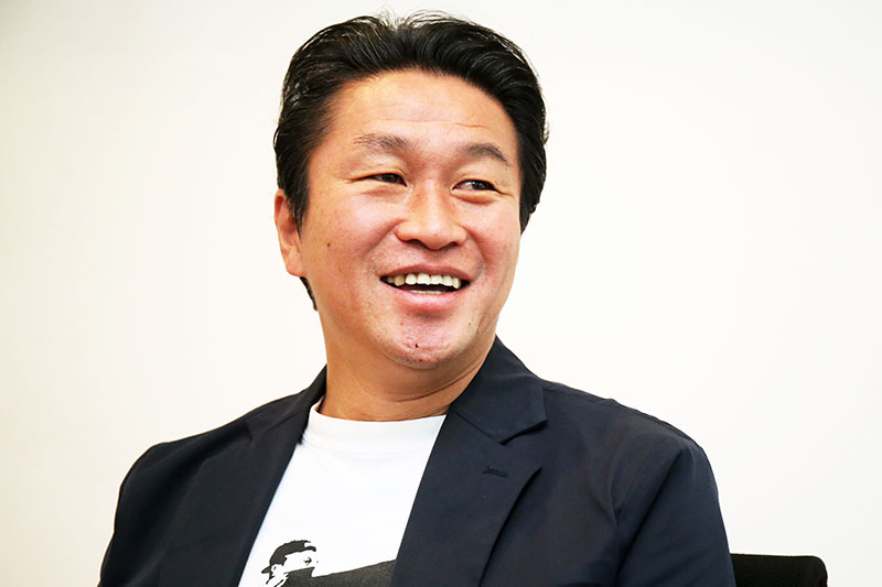 野人 岡野雅行がガイナーレ鳥取で学んだ「営業の極意」