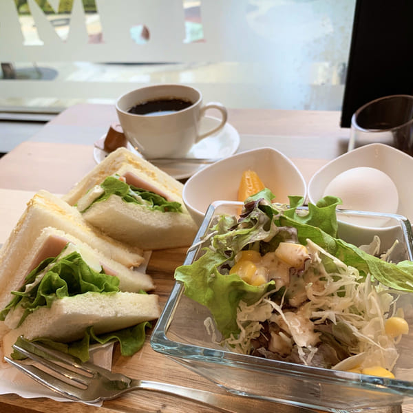 金山駅のモーニング人気店13選!カフェ朝食や定食の早朝営業店も!