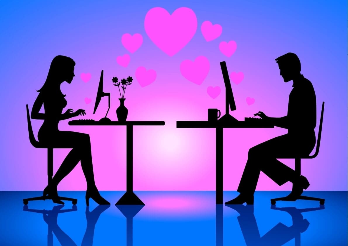 付き合う前に手をつなぐ男性心理とは?女性から繋ぐのはアリ?