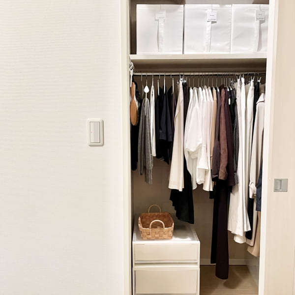 夏服しまうのちょっと待って!もっと収納が楽になる!片付けのプロが衣替えでやってる3つのこと1.jpg